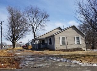 1608 Army Post Rd, Des Moines, IA 50315