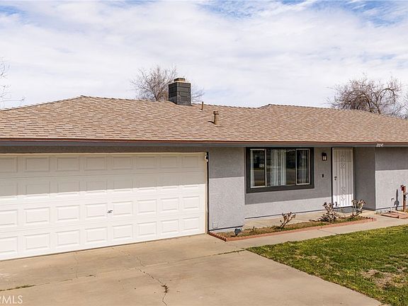 5th image of 10041 E Avenue R6