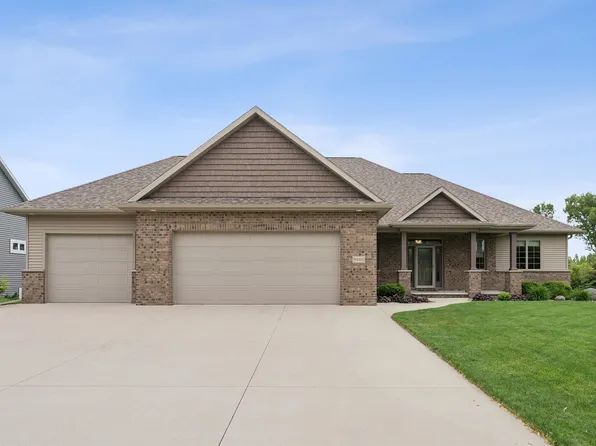 W6351 Lilac Ln, Greenville, WI 54942