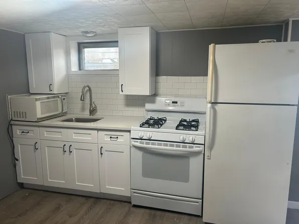 (undisclosed Address), West Babylon, NY 11704
