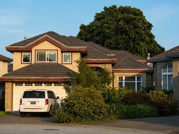 6680 Magnolia Dr, Richmond, BC V7E 6M7
