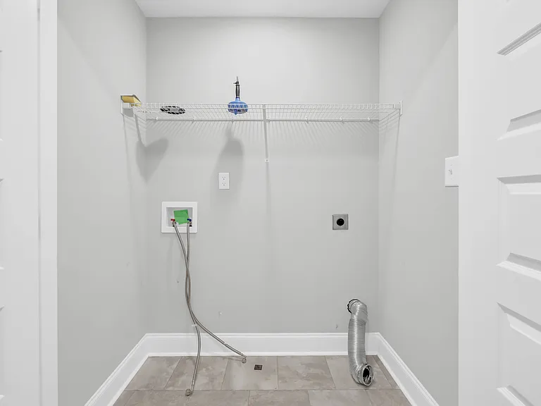 438 Mattingly Dr — Photo 18