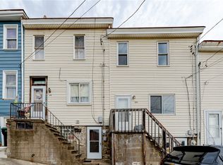 109-111 Davis St, Pittsburgh, PA 15209