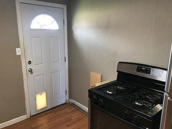 5th image of 3616 Santa Fe Ave