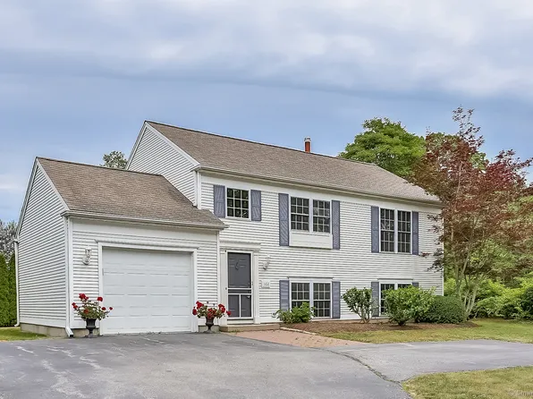 102 Noank Ledyard Road, Groton, CT 06355