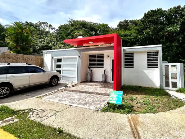 E Twelve Calle Esmeralda, Guaynabo, PR 00969