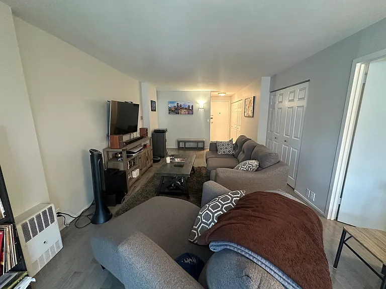 19 Winchester St #208 — Photo 2