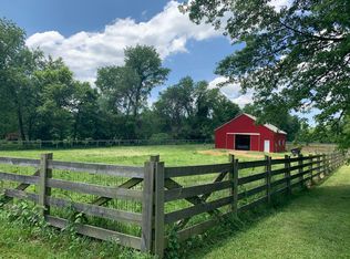 126 Clouse Ln, Granville, OH 43023