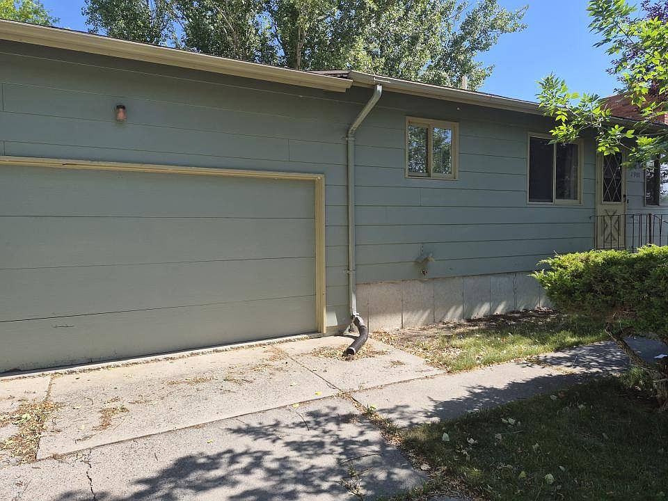 1st image of 2901 Vermillion Dr
