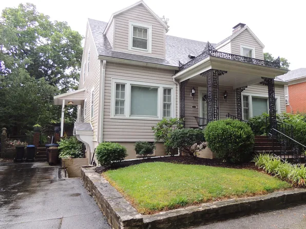 4 Tanner Ct, Frankfort, KY 40601
