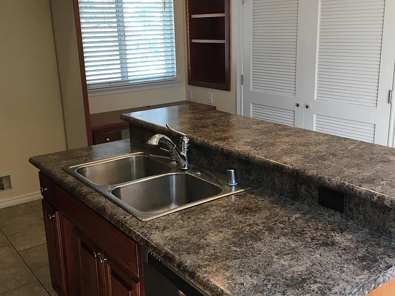 502 Lime St — Photo 16
