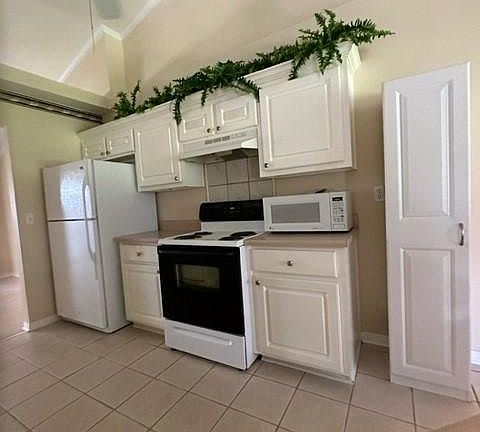 4th image of 7782 Ramona Dr