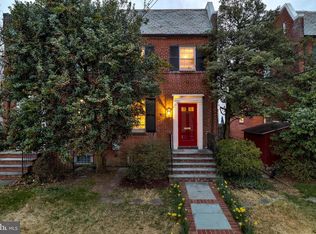 4232 40th St NW, Washington, DC