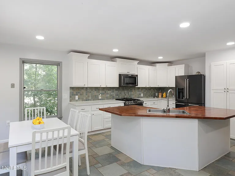 2450 Capshaw Rd — Photo 9