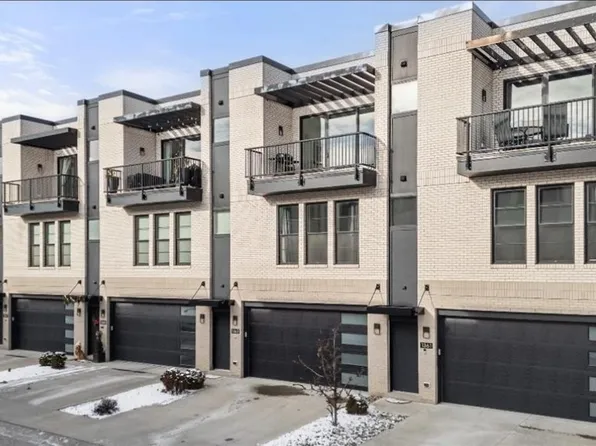 924 12th St, Des Moines, IA 50309