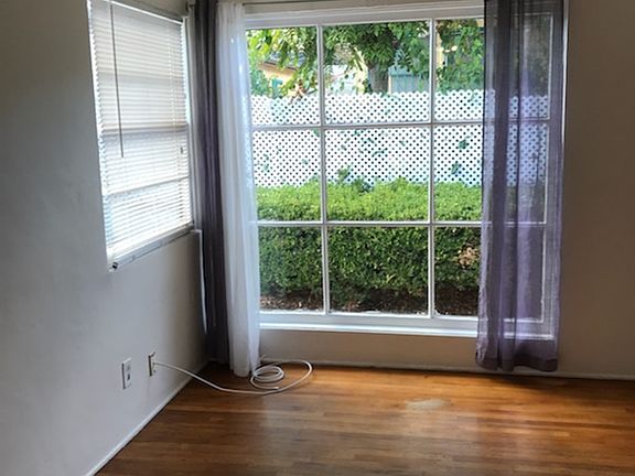3rd image of 2741-47 C St #2747-C
