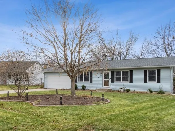 203 Douglas St, Williamsburg, IA 52361