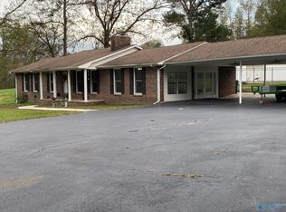 5736 Old Moulton Rd, Decatur, AL 35603