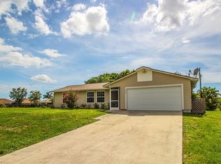 2504 NE 22nd Pl, Cape Coral, FL 33909