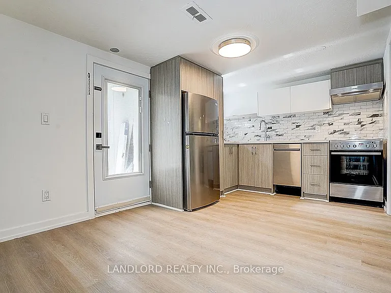 56 Bicknell Ave #LOWER — Photo 14