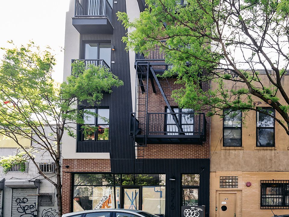 1st image of 376 Bedford Ave #4D