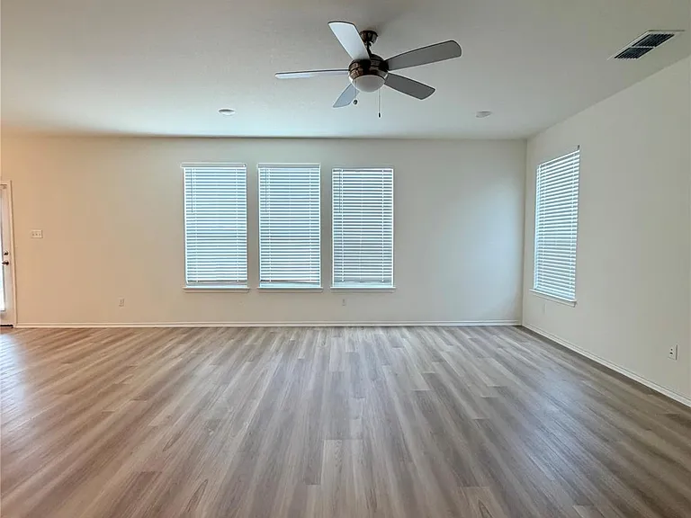 4406 Venticano Pl — Photo 6