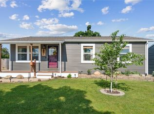 452 Lewellen Dr NW, Cedar Rapids, IA 52405
