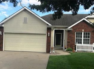 4912 Ashbey Dr, Saint Joseph, MO 64506