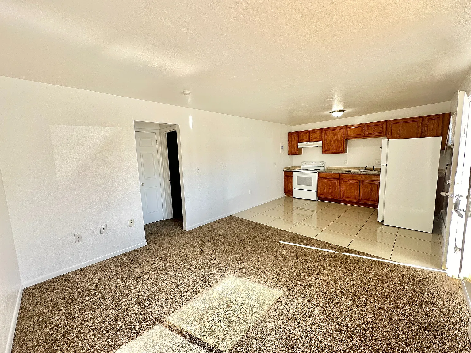 Sunnyside Terrace — Photo 3