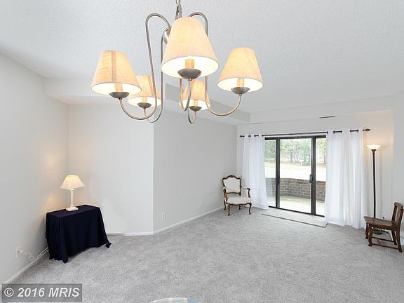 2nd image of 2100 Lee Hwy APT G08