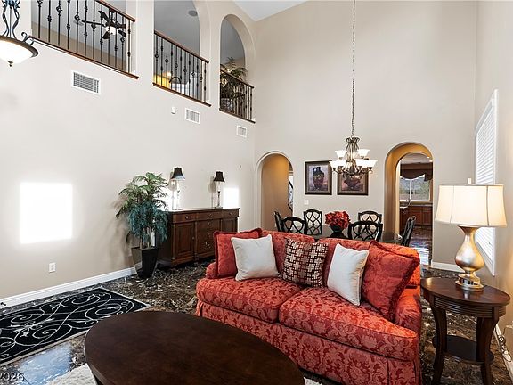 4th image of 1180 Marshfield Rd