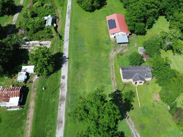 8905 Lake Peigneur Rd, New Iberia, LA 70560