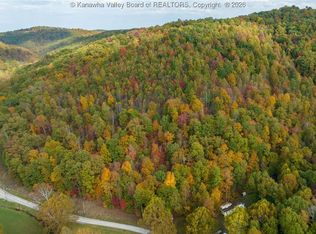 2882 Falling Rock Rd, Clendenin, WV 25045