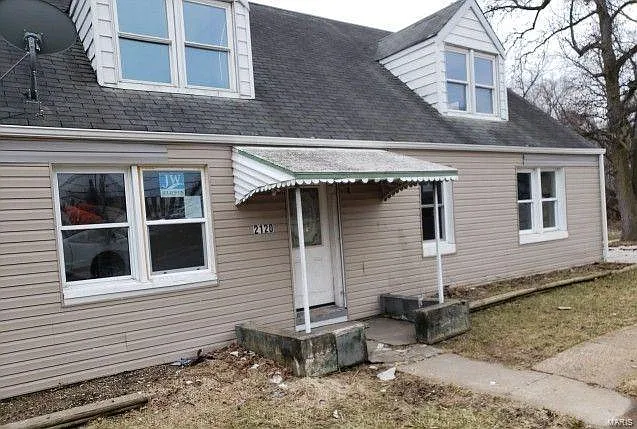 2120 Chambers Rd photo 1