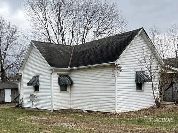 25 E 10th St, Wellston, OH 45692