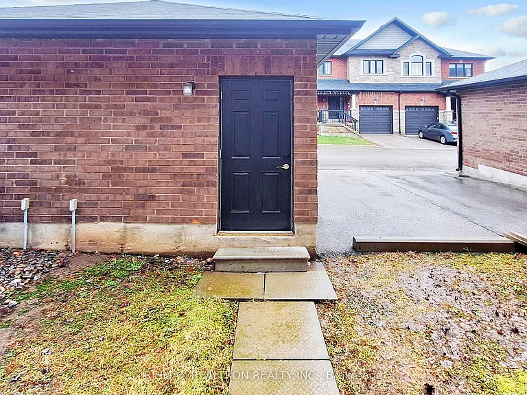 7 Zenyatta Ln — Photo 48