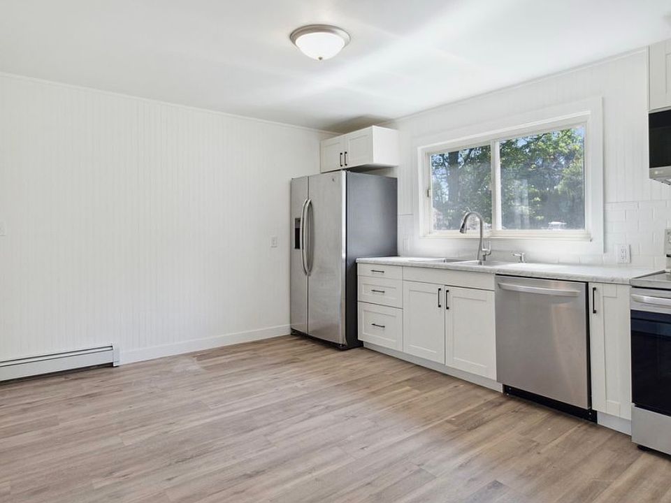 1st image of 158 River Trail Dr #1