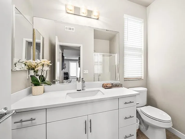 801 S Anaheim Blvd #106 — Photo 6
