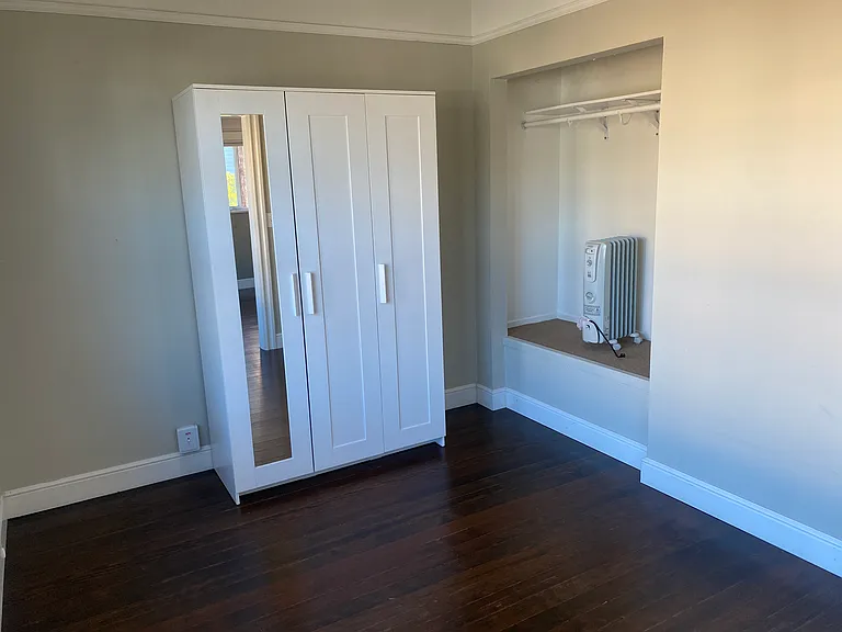 4627 Shattuck Ave #B — Photo 14