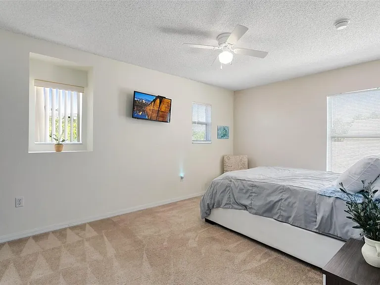 4056 Meadowlark Dr #4056 — Photo 3