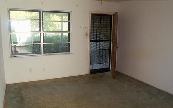 4th image of 2312 Rosemarie Dr