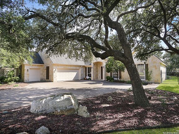 5th image of 30822 KEENELAND DR