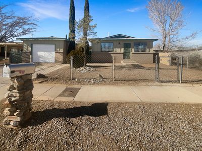 1333 Lucretia St SW, Albuquerque, NM, 87121