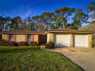 8024 Chesterfield Rd, Pensacola, FL 32506