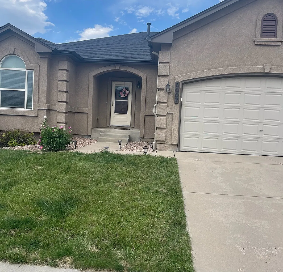 4 bed, 3160 sqft, $2,800 — Photo 1