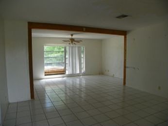 4th image of 6600 NW 81st St