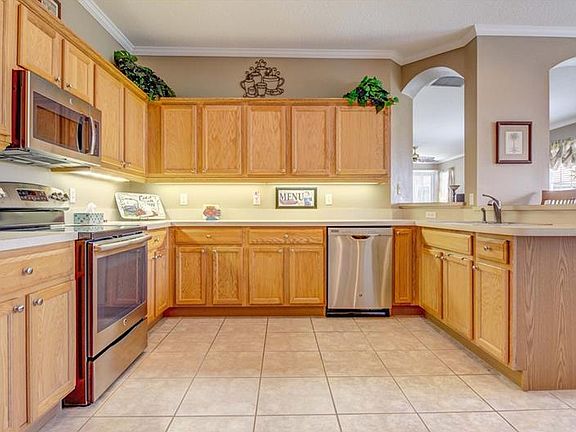 5th image of 5628 Hidden Oak Ct