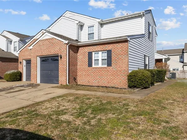 252 Belmont Cir, Yorktown, VA 23693