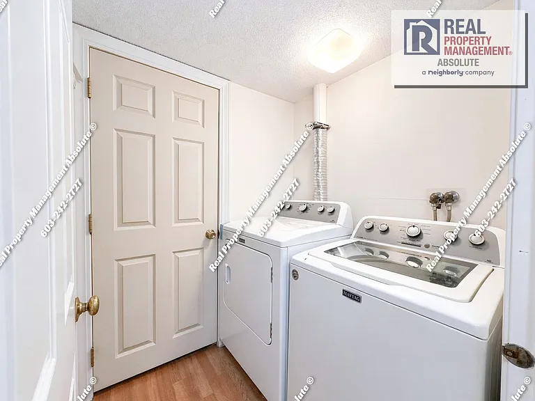 110 Coliseum Ave #108 — Photo 23