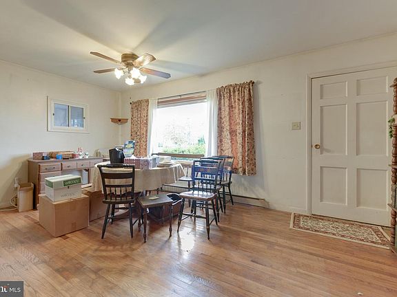 3rd image of 470 Fruit Farm Rd